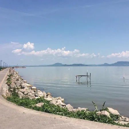 Amazing In W/ 2 Bedrooms * Balatonmáriafürdő